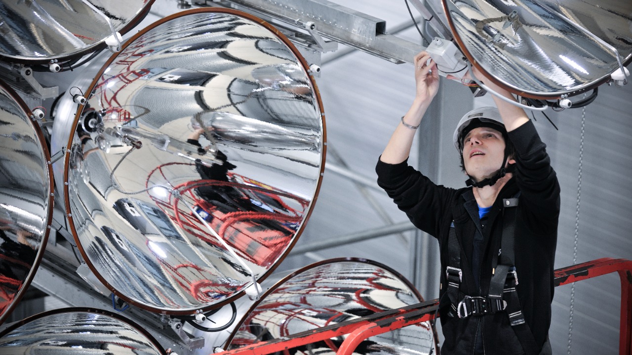 China’s ‘artificial sun’ just did the impossible and scientists are freaking out