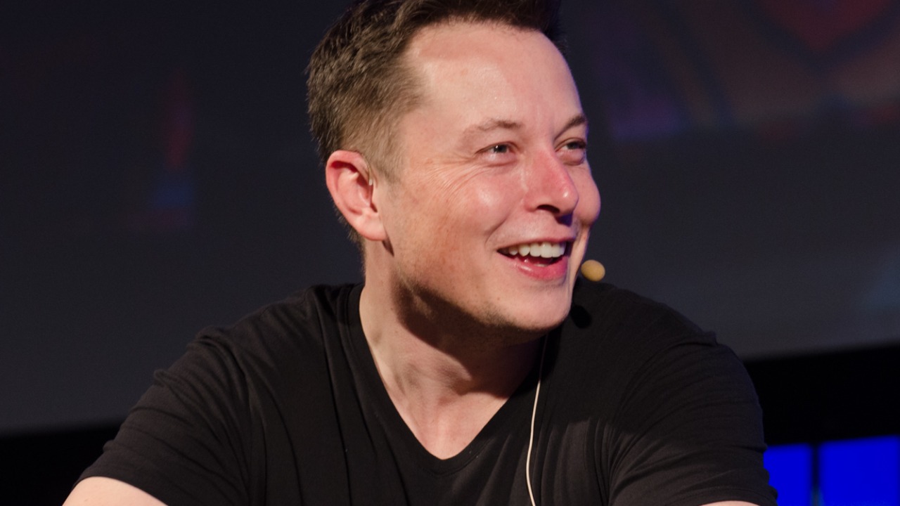 What Elon Musk’s empire is really doing inside the Ukraine war