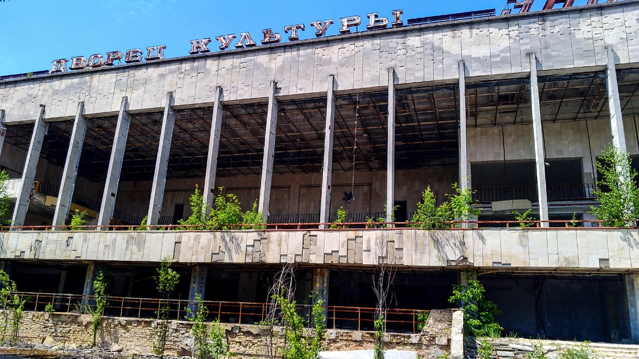 Chernobyl radiation panic erupts after Russian strike triggers blackout