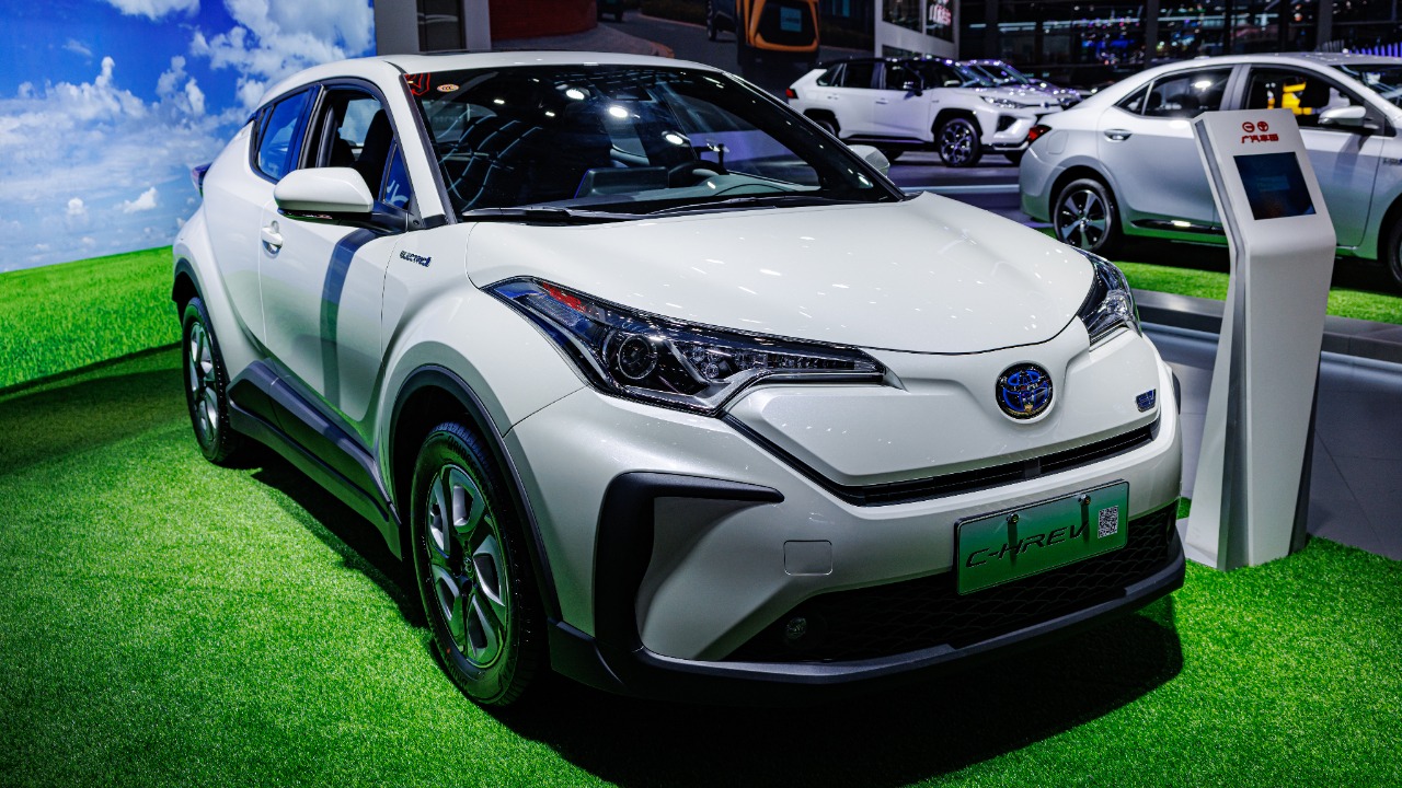 Toyota C-HR vs Subaru Uncharted: the real differences