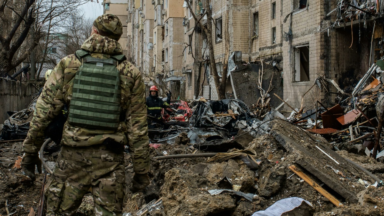 AI predicts WWIII and reveals what the next global war means for you