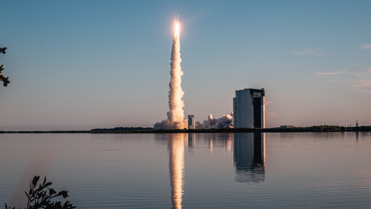 Amazon’s internet satellites shine so bright they are wrecking astronomers’ views