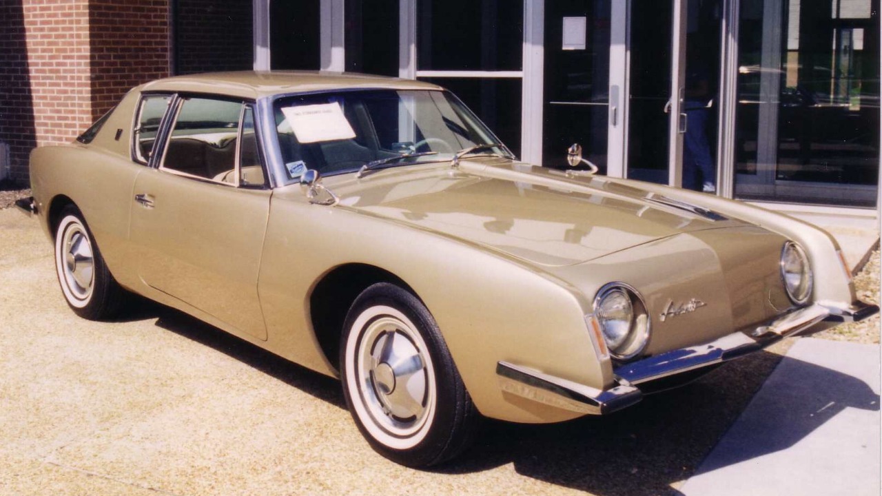 Too futuristic to live, the Studebaker Avanti is now a $ cult legend