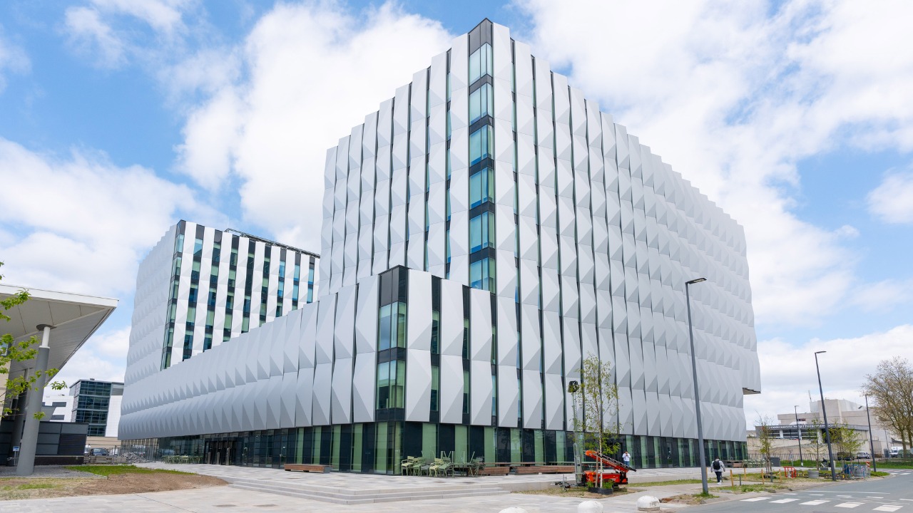 ASML rides Nvidia boom with monster lasers and giant chip printers