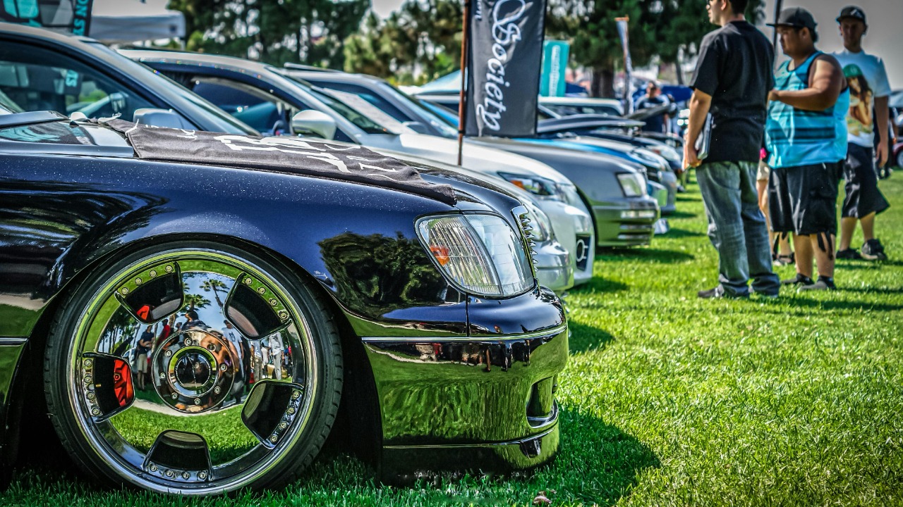 Dealers are practically begging you to take these unwanted 2026 cars