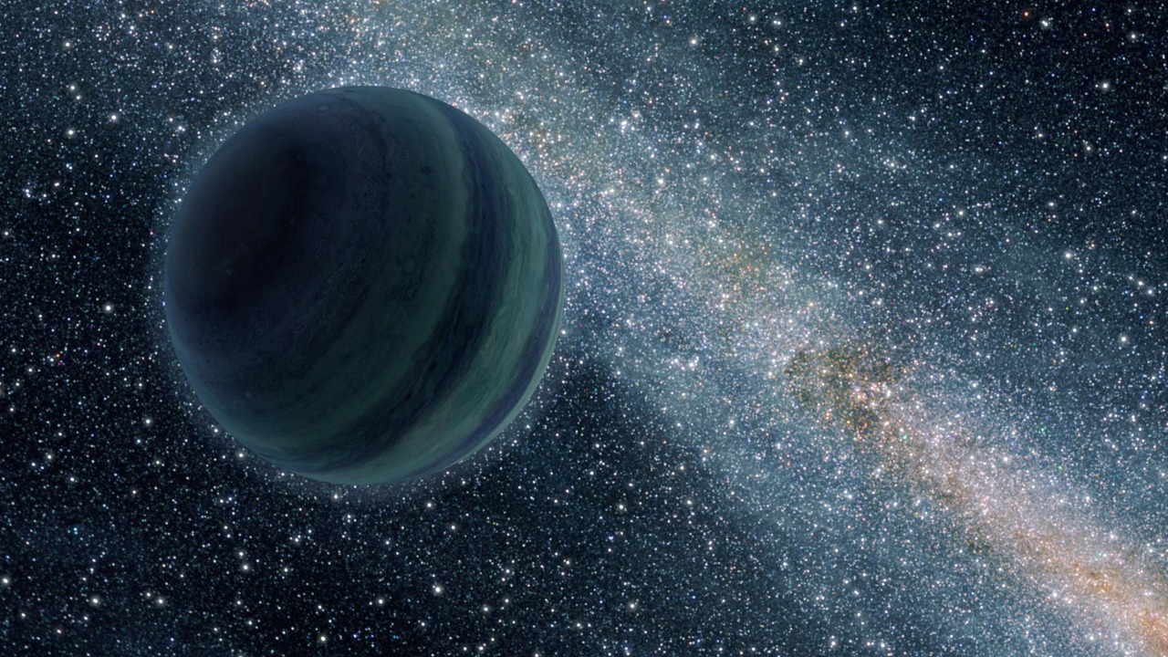 Astronomers weigh a rogue planet drifting through the galaxy