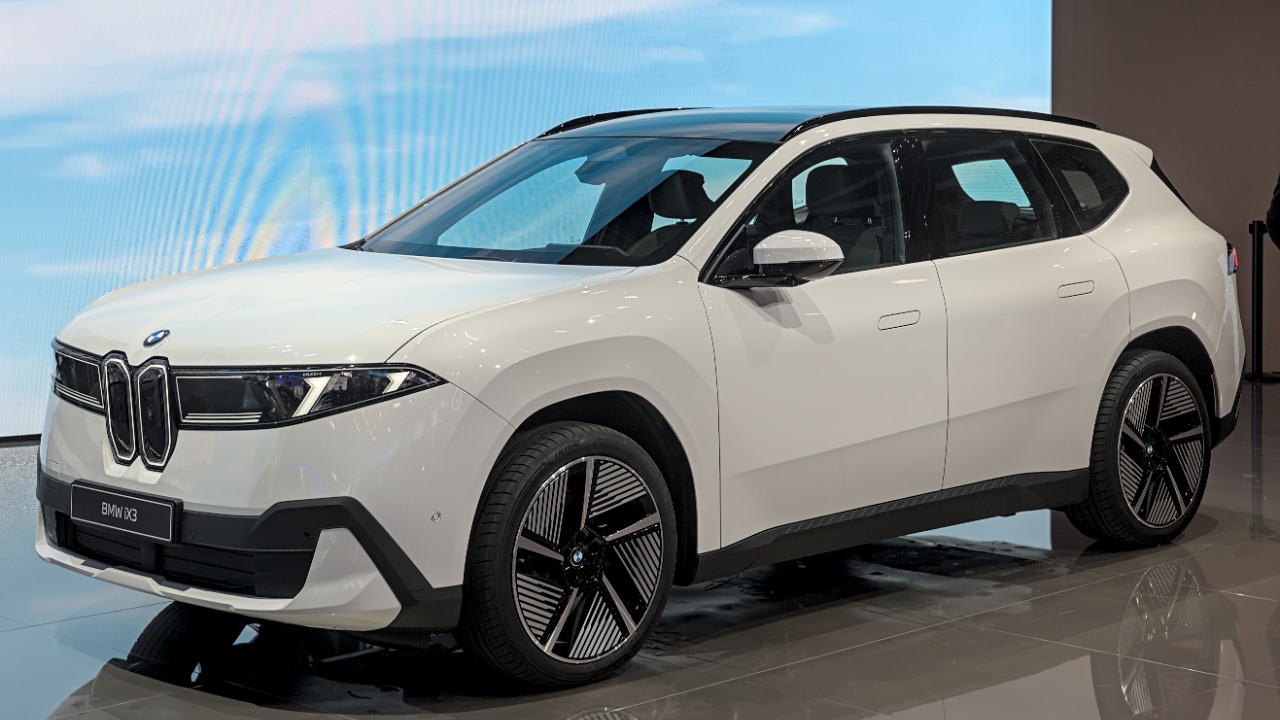 BMW iX3 (2026) will ship with Alexa+ as its voice brain