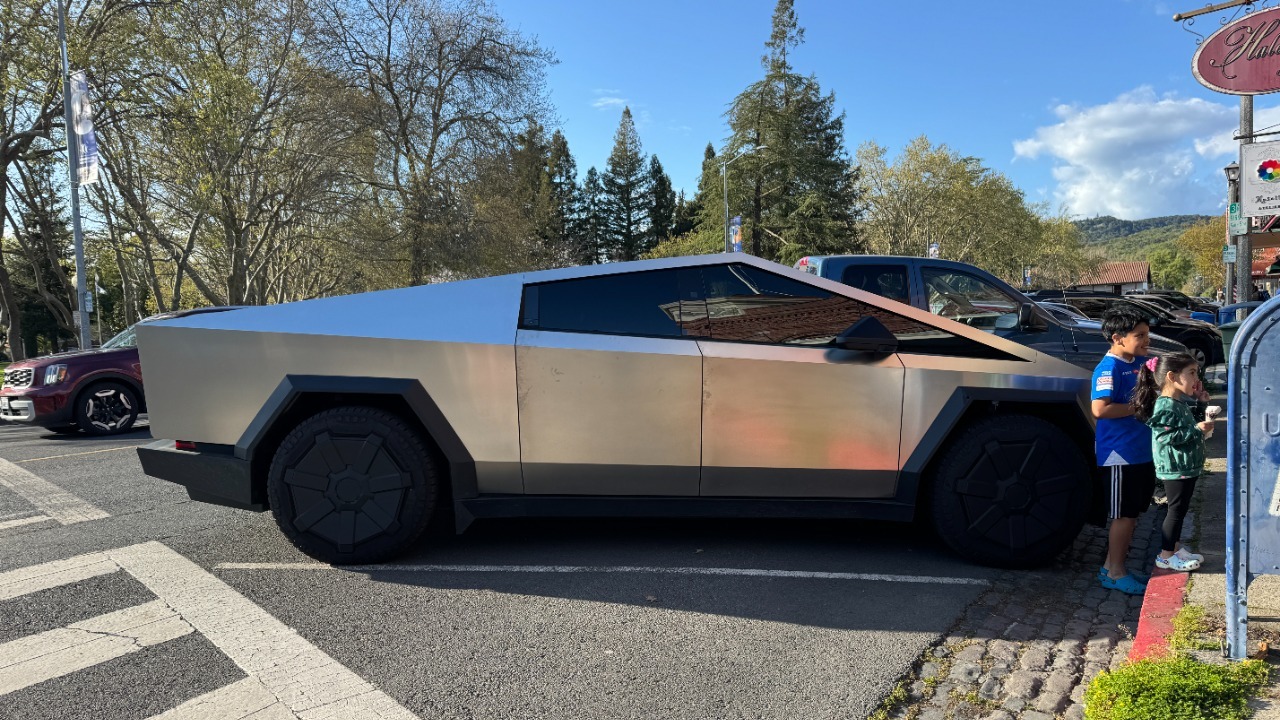 Tesla Cybertruck