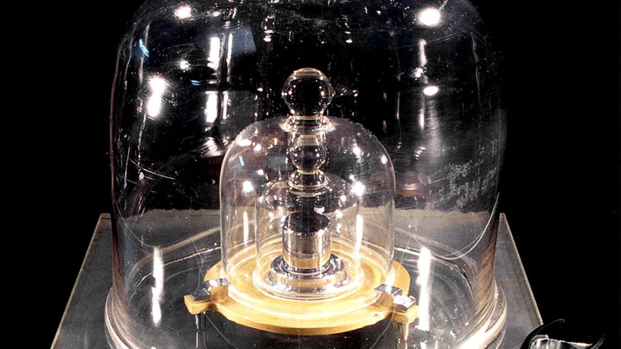 Why scientists killed the old kilogram after 130 years and rewrote the standard
