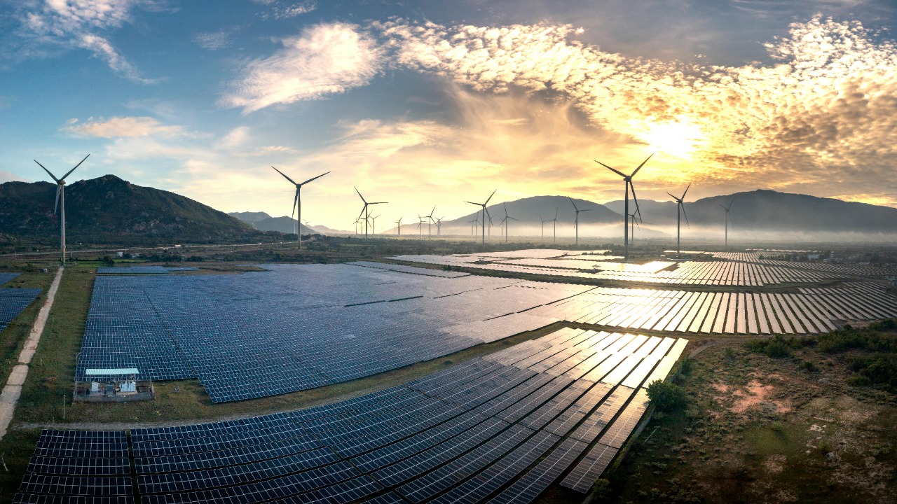 Report claims Texas wind and solar failed as gas and coal saved the grid