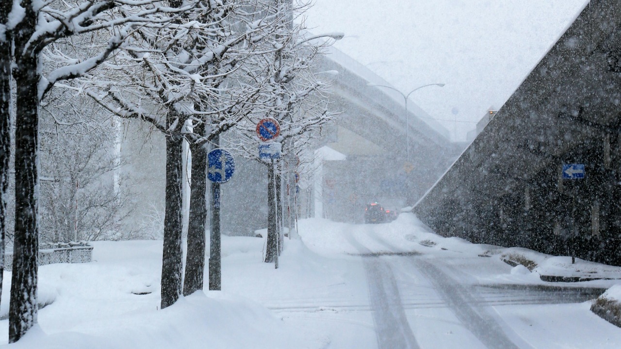 Midweek storm set to dump more rain than snow across the eastern US
