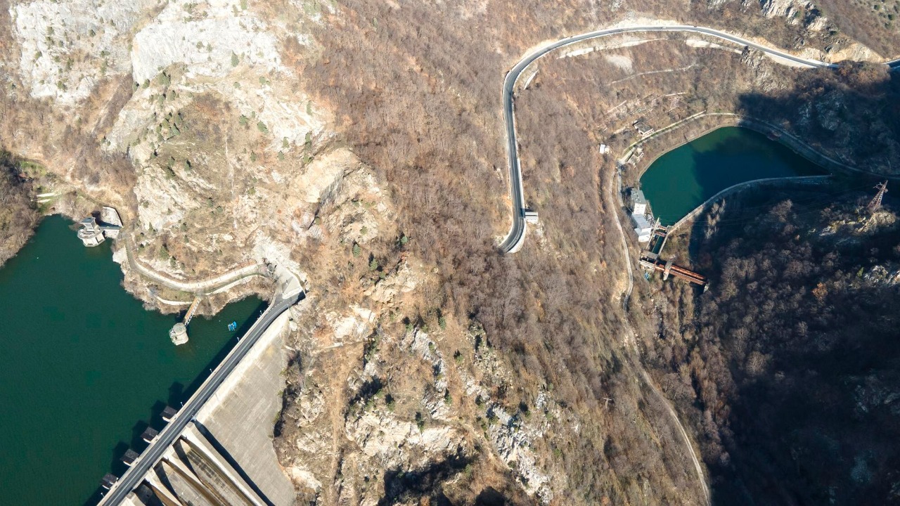 Scientists scanned US dams from space and found something unsettling