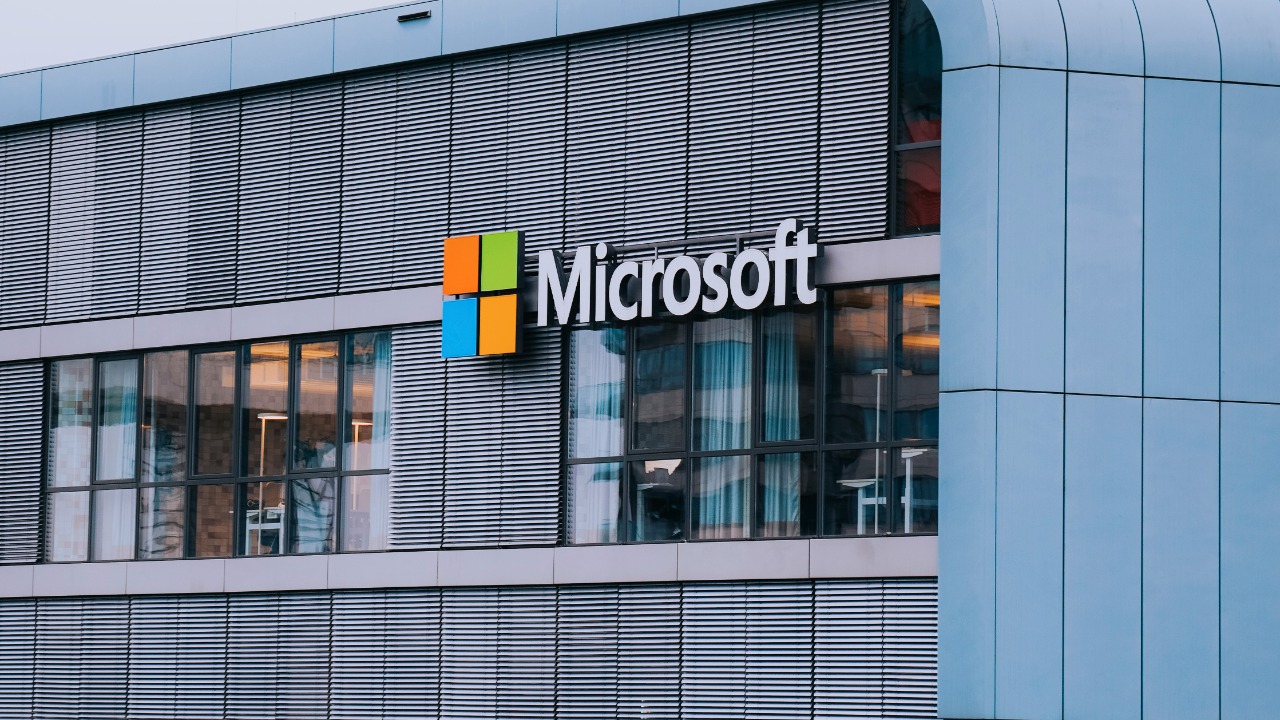 Microsoft’s bold new AI shield aims to save your favorite websites