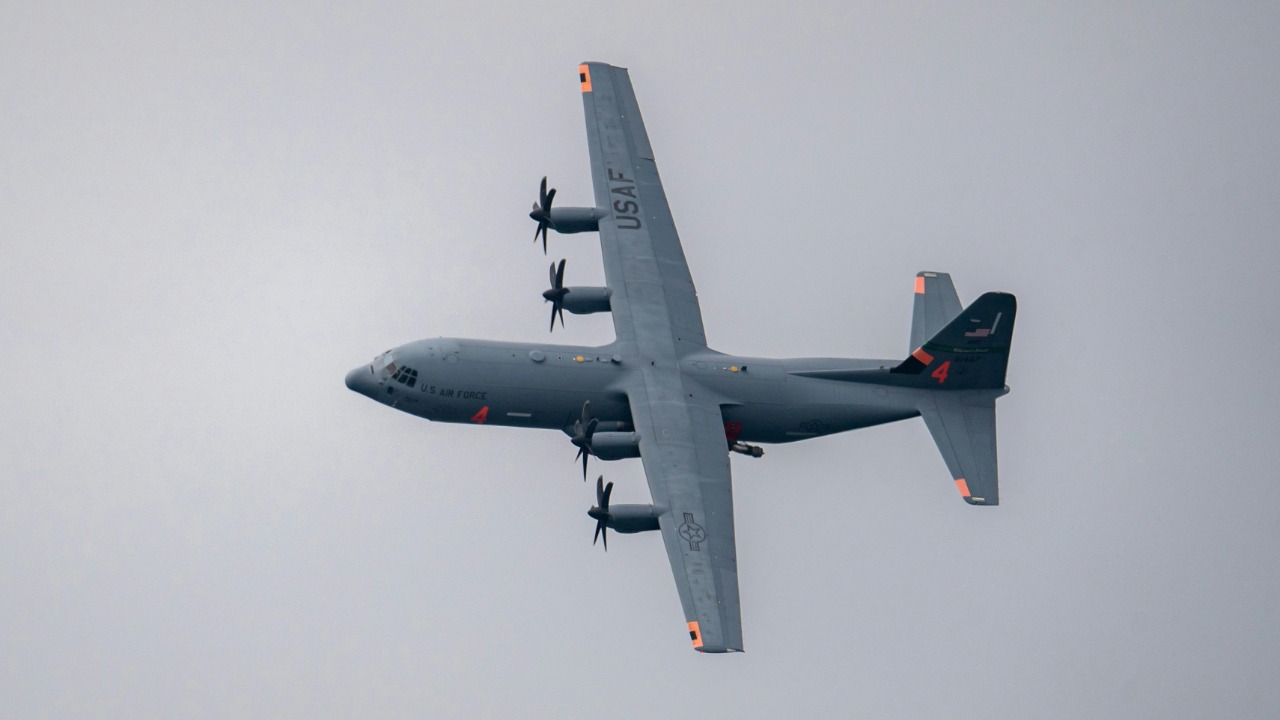 Radiation-sniffing military plane sparks alarm flying low over Bay Area