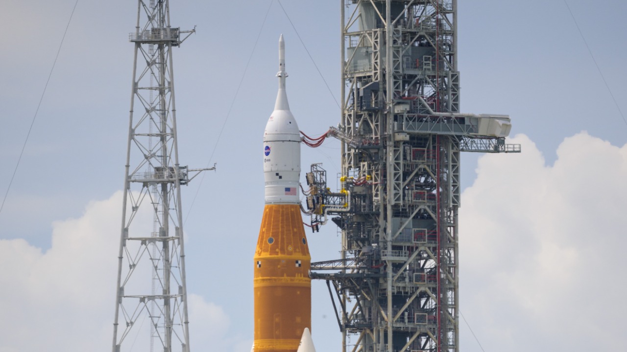 NASA quietly pushes back Artemis 2 launch again. Here’s what changed