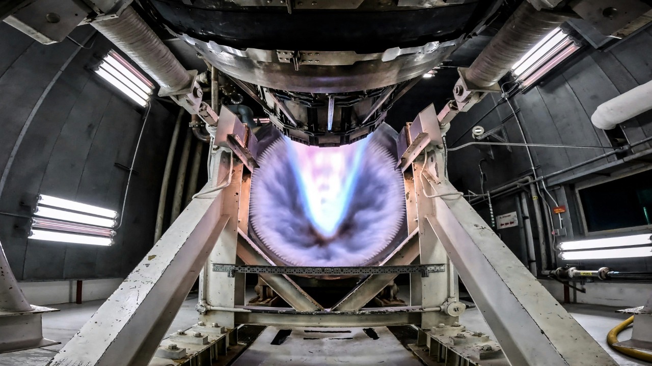 Revolutionary plasma tunnel tech could flip the future of space travel