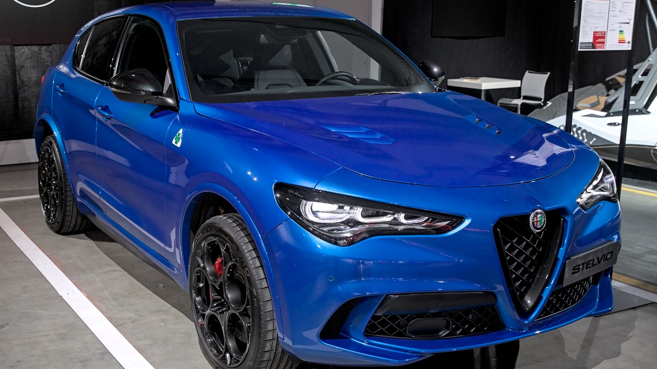 Alfa Romeo Stelvio — Image Credit: Alexander-93 - CC BY-SA 4.0/Wiki Commons