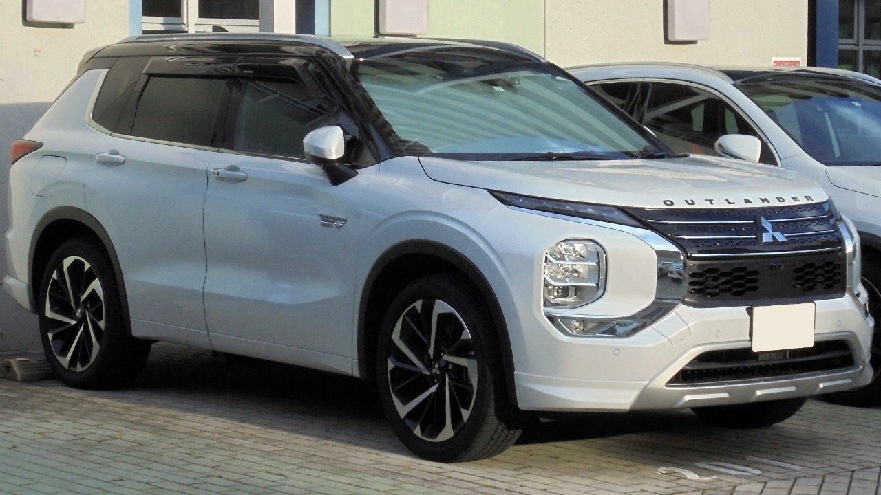 Mitsubishi Outlander — Image Credit: オーバードライブ83 - CC BY-SA 4.0/Wiki Commons