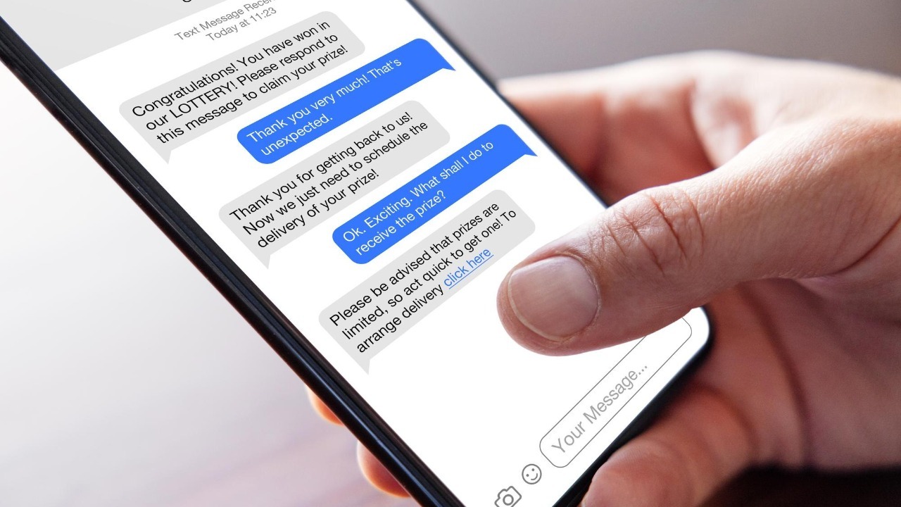 Google Messages — Image Credit: Freepik