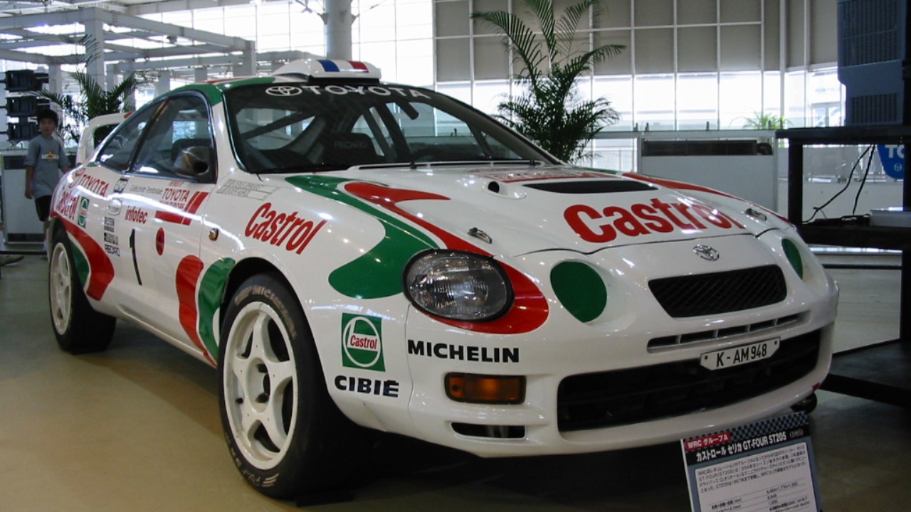 Toyota Celica GT-Four ST185 — Image Credit: Mytho88 - CC BY-SA 3.0/Wiki Commons