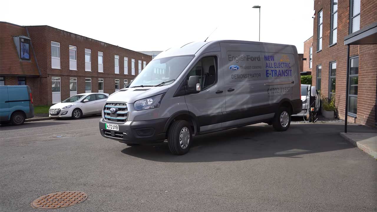 Ford Transit — Image Credit: Unknown author