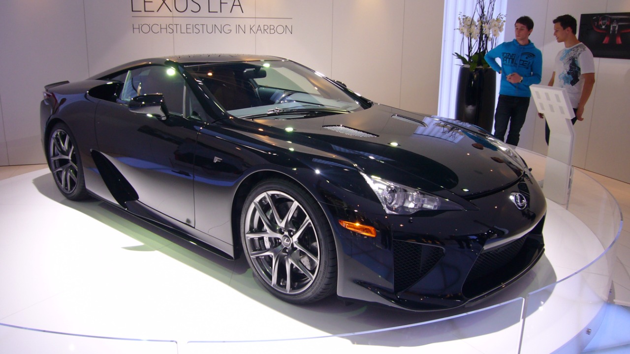 Lexus LFA — Image Credit: Rutger van der Maar - CC BY 2.0/Wiki Commons