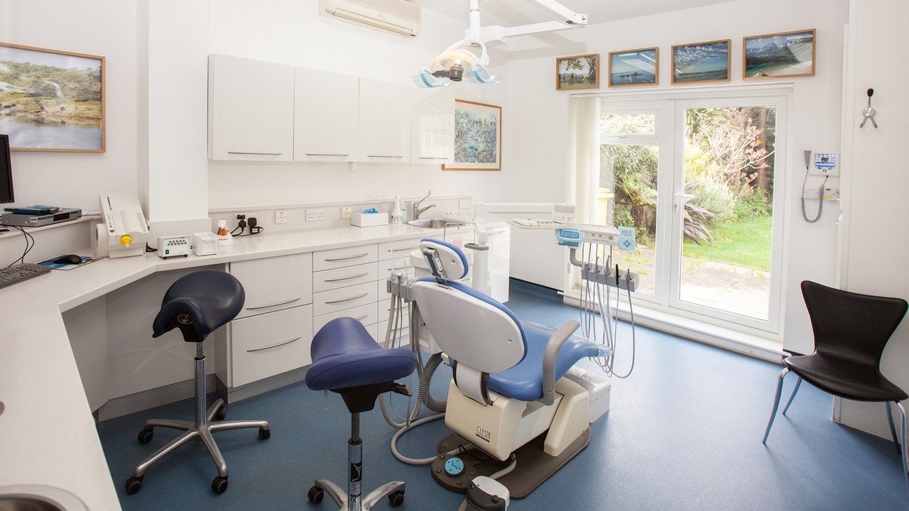 DentaQuest — Image Credit: Roseneath Dental Care - CC BY-SA 4.0/Wiki Commons