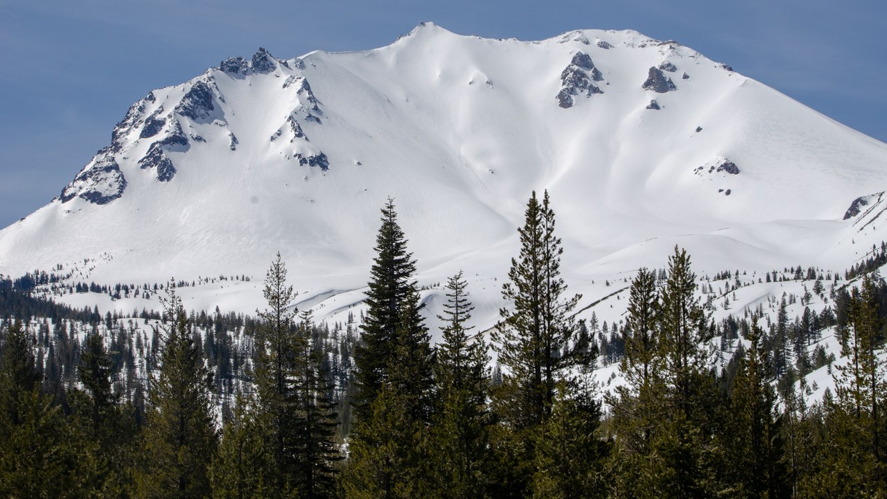 Lassen Peak — Image Credit: Amanda Sweeney - Public domain/Wiki Commons