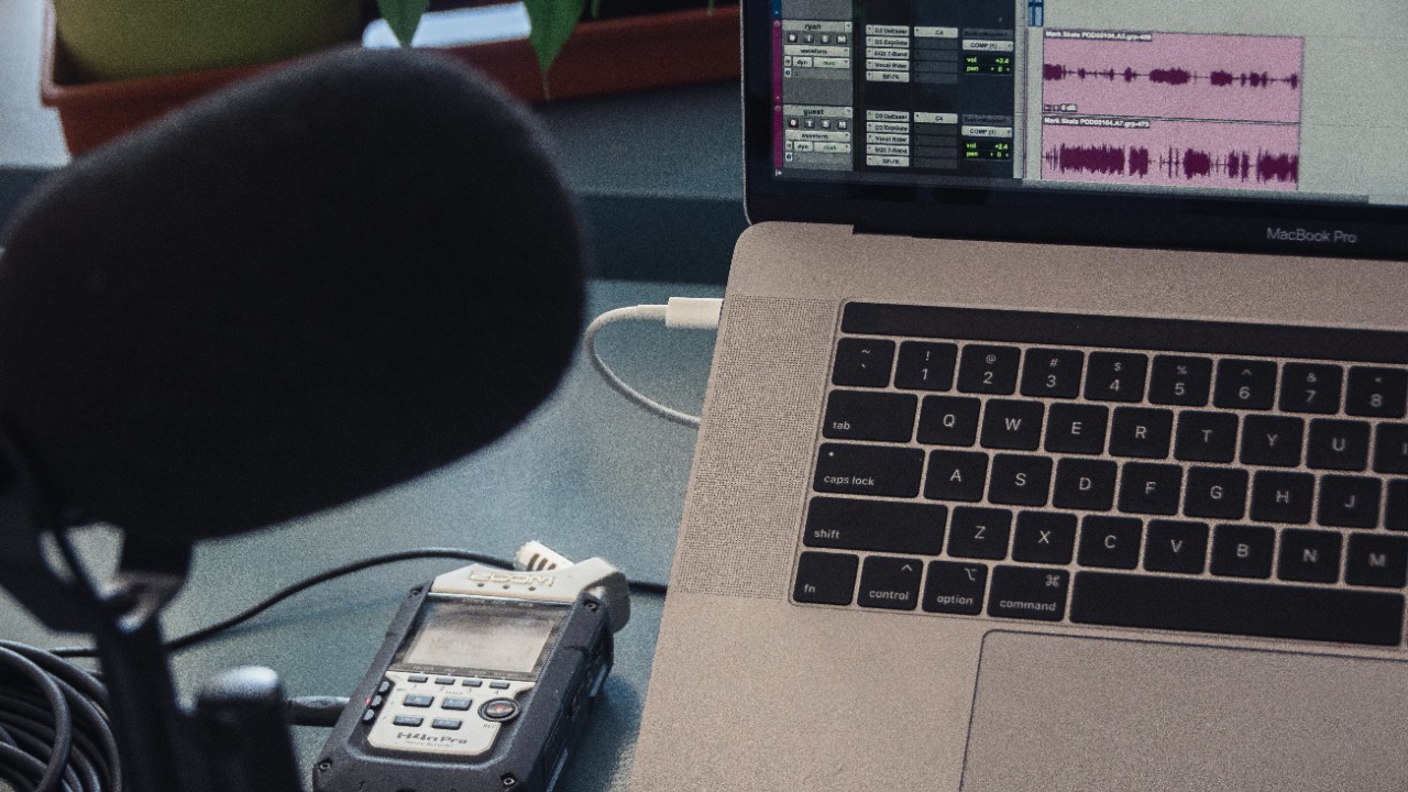 Microphone access — Image Credit: Jeremy Enns/Pexels