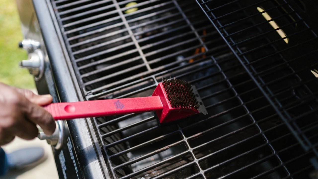 Walmart Expert Grill brushes — Image Credit: RDNE Stock project/Pexels