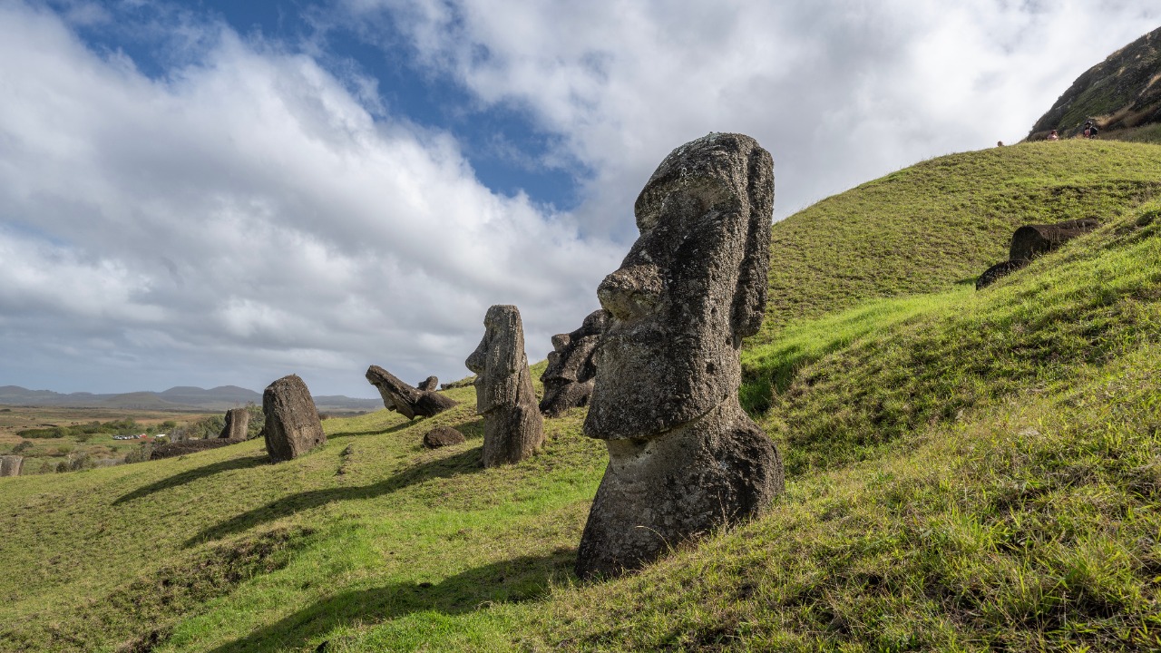 Moai — Image Credit: Miguel Cuenca/Pexels