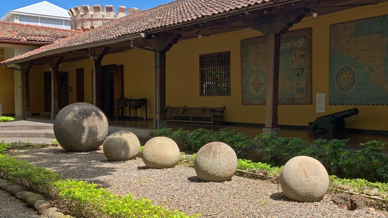 Stone Spheres Of The Diquis — Image Credit: Mariordo (Mario Roberto Durán Ortiz) - CC BY-SA 4.0/Wiki Commons