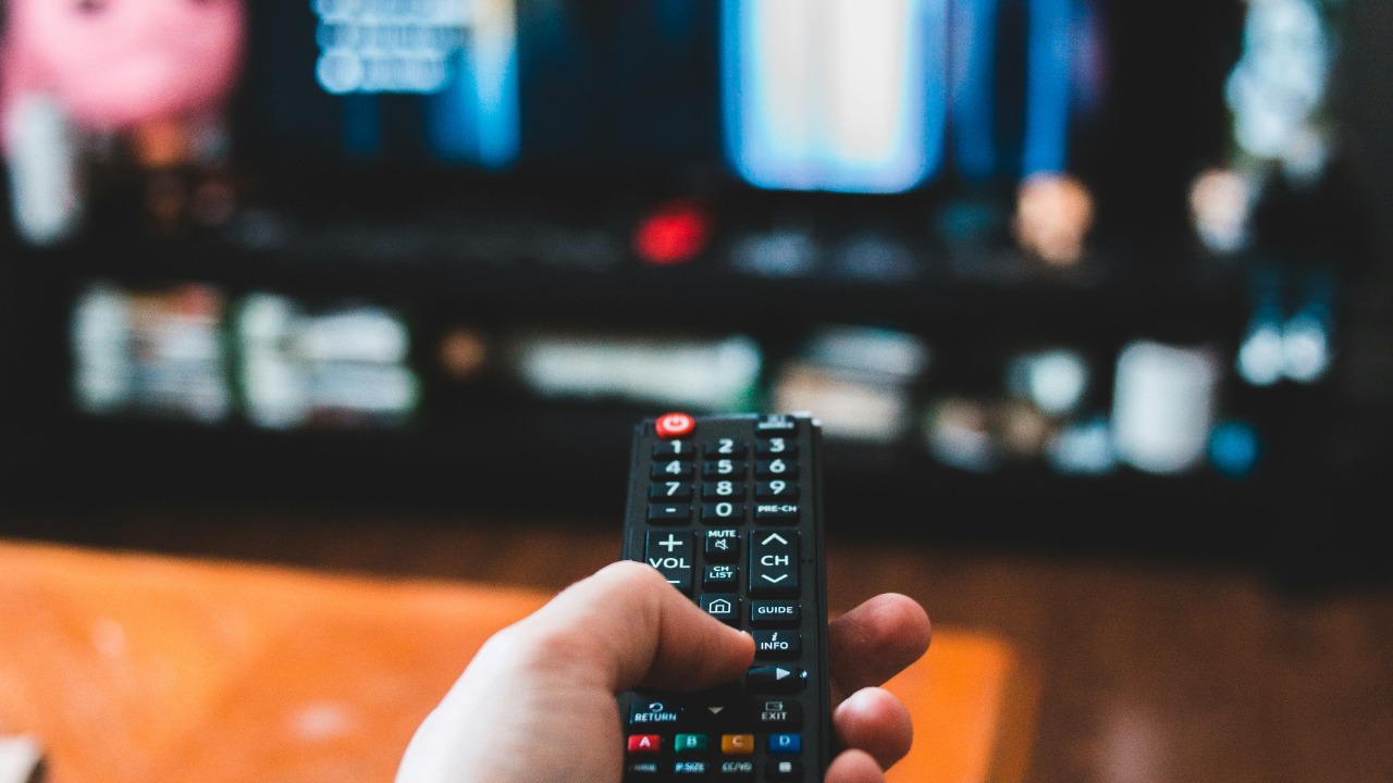 Built-in microphones — Image Credit: introspectivedsgn/Unsplash