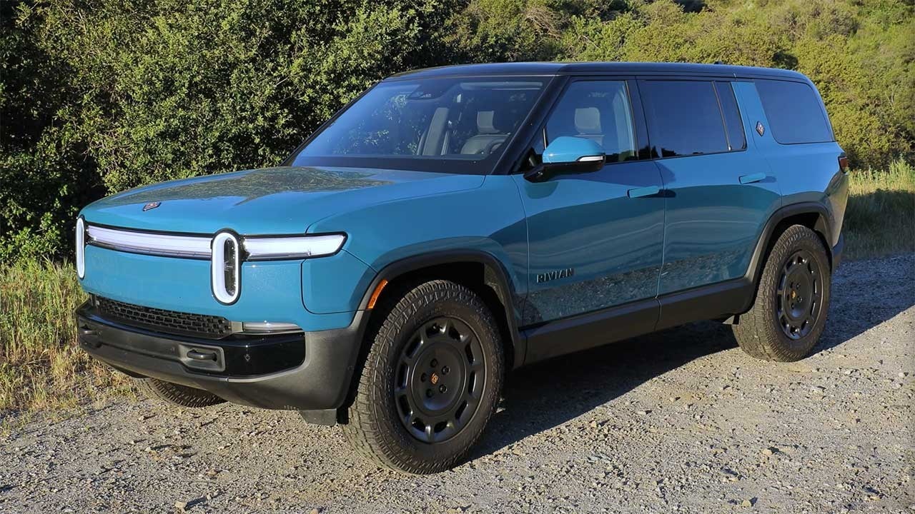 Rivian R1S — Image Credit: youtube.com/@UsedCarsTV