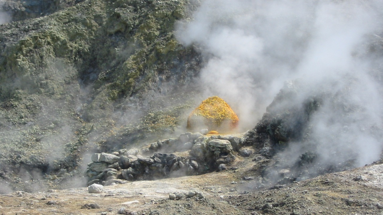 Campi Flegrei — Image Credit: Donar Reiskoffer - CC BY 3.0/Wiki Commons