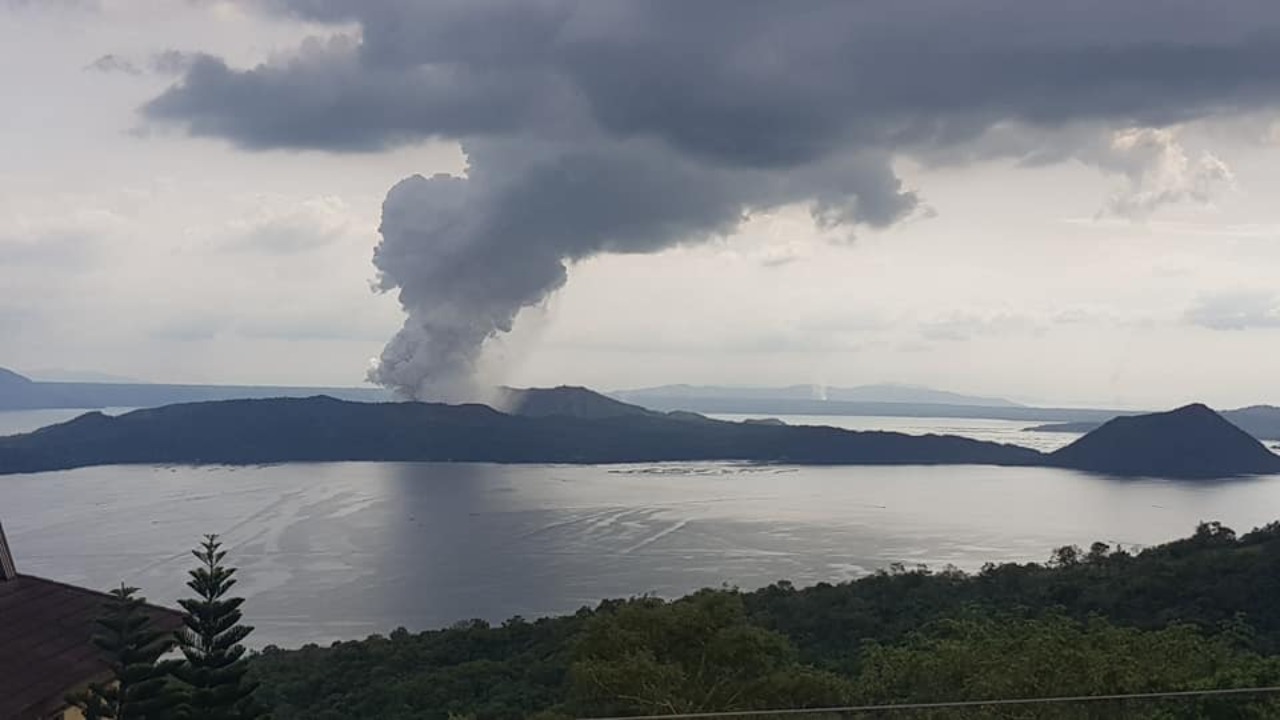 Taal Volcano — Image Credit: Exec8 - CC BY-SA 4.0/Wiki Commons