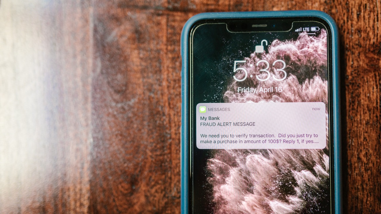 Smartphone Alert — Image Credit: RDNE Stock project/Pexels