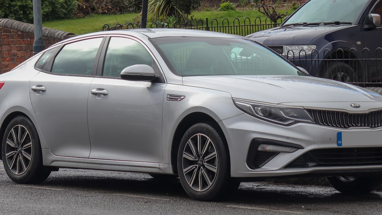 Kia Optima — Image Credit: Vauxford - CC BY-SA 4.0/Wiki Commons
