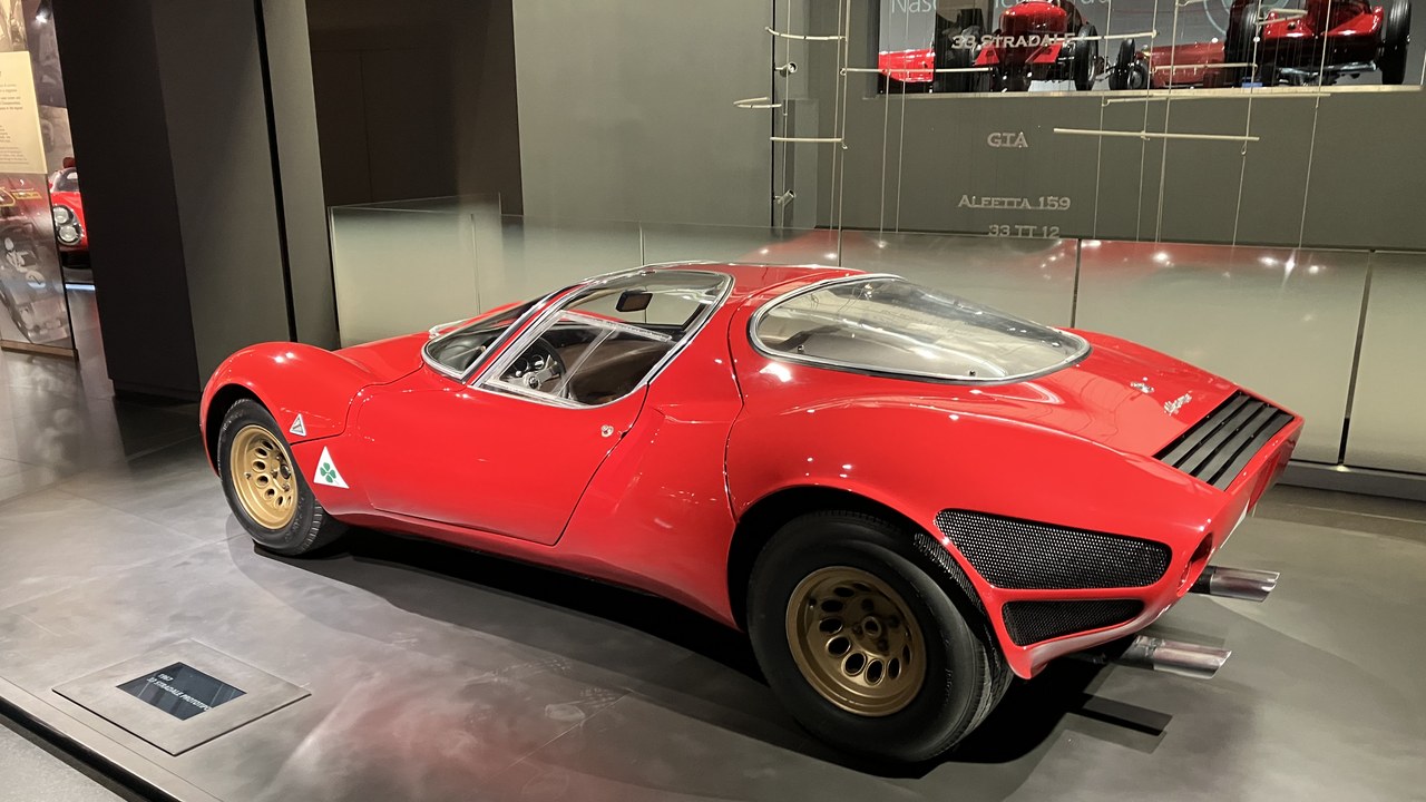 Alfa Romeo 33 Stradale — Image Credit: pelican-actor - CC BY 2.0/Wiki Commons