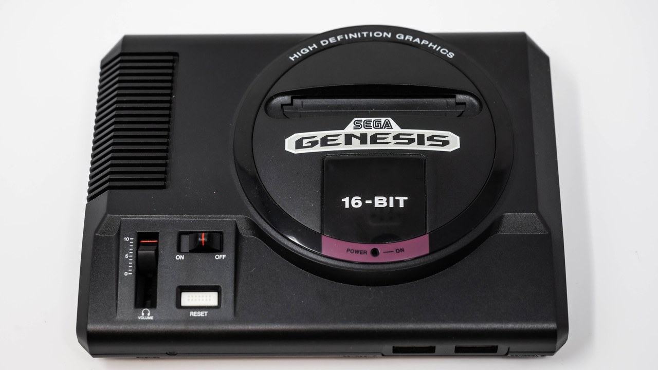 Sega Genesis — Image Credit: Wilfredor - CC0/Wiki Commons