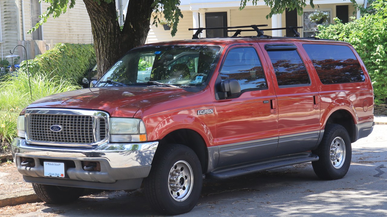 Ford Excursion Power Stroke — Image Credit: Cutlass - CC0/Wiki Commons