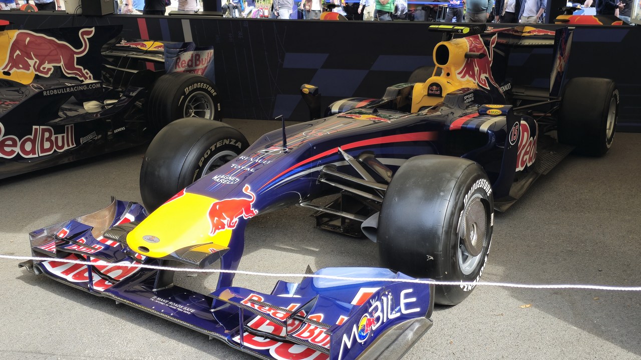 Red Bull RB9 — Image Credit: Calreyn88 - CC BY-SA 4.0/Wiki Commons