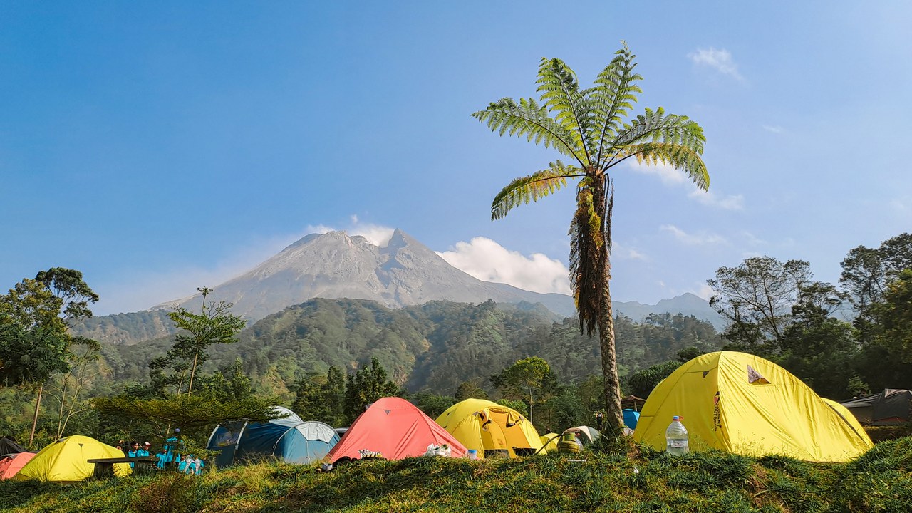 Mount Merapi — Image Credit: Ake Widyastomo Putro - CC BY 4.0/Wiki Commons