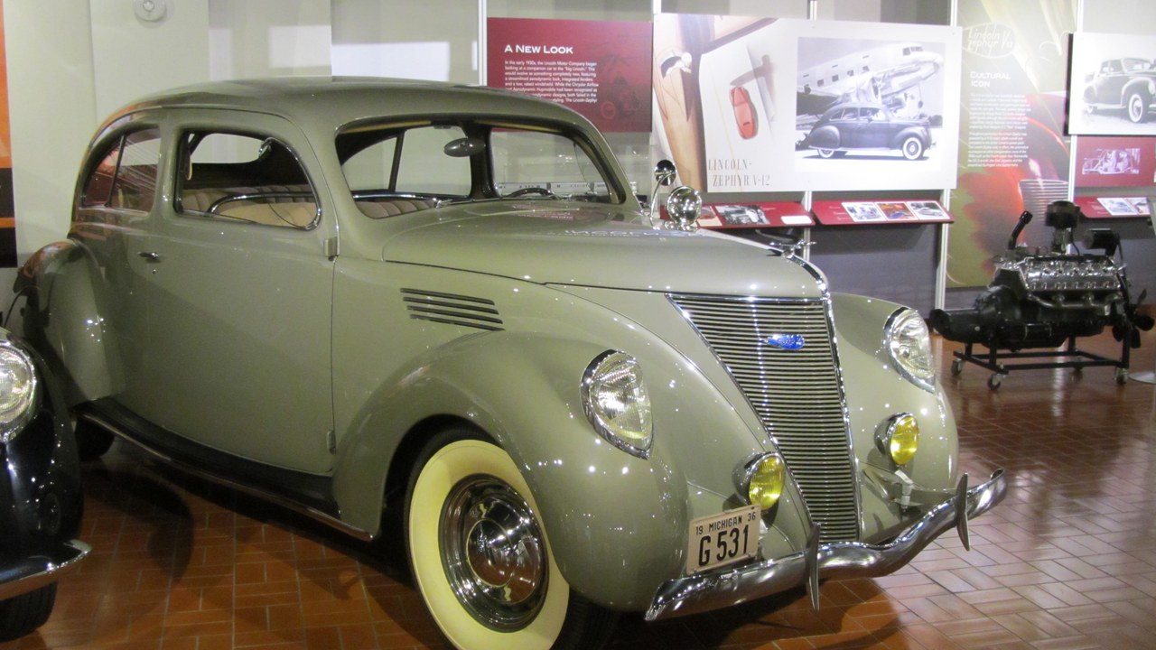 Lincoln-Zephyr — Image Credit: JOHN LLOYD from Concrete, Washington, United States - CC BY 2.0/Wiki Commons