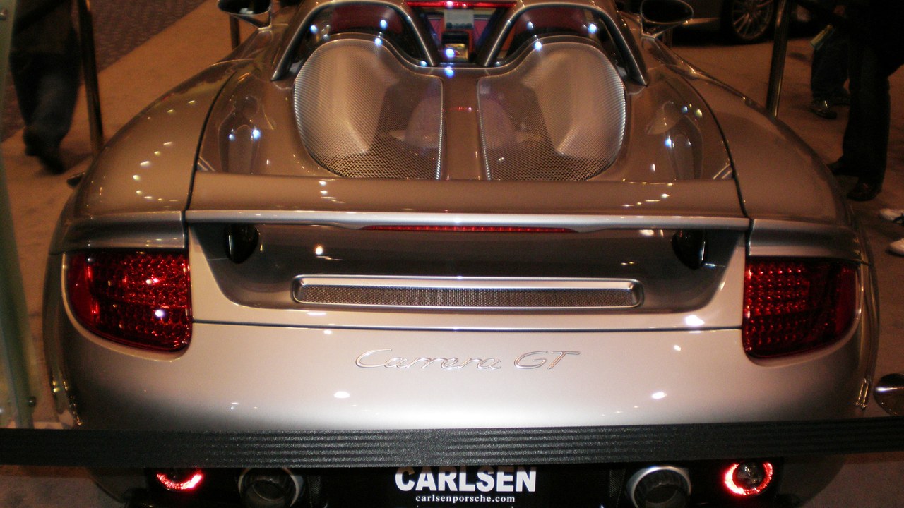 Porsche Carrera GT — Image Credit: BrokenSphere - CC BY-SA 3.0/Wiki Commons