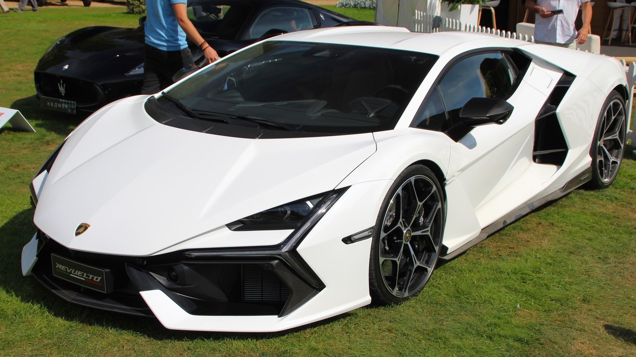 Lamborghini Revuelto — Image Credit: MrWalkr - CC BY-SA 4.0/Wiki Commons