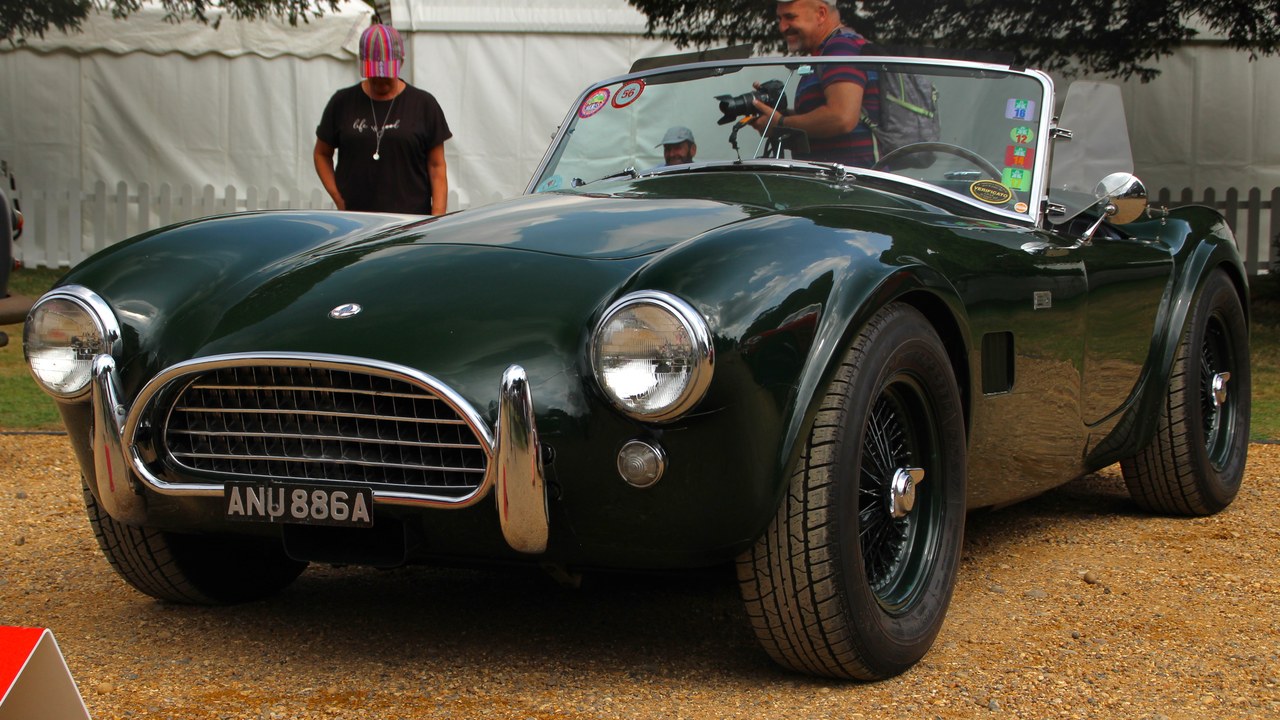Shelby Cobra — Image Credit: MrWalkr - CC BY-SA 4.0/Wiki Commons