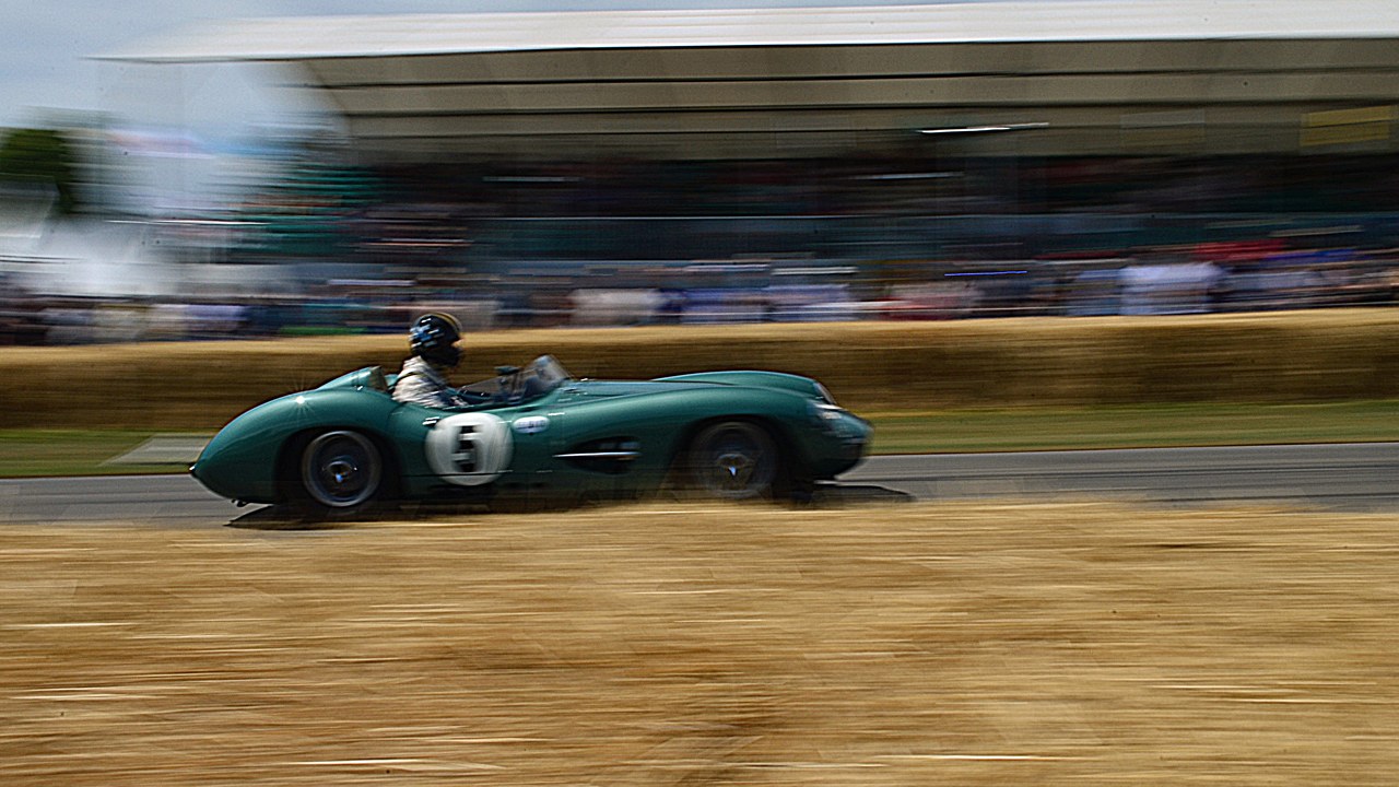 Aston Martin DBR1 — Image Credit: Neil - CC BY 2.0/Wiki Commons