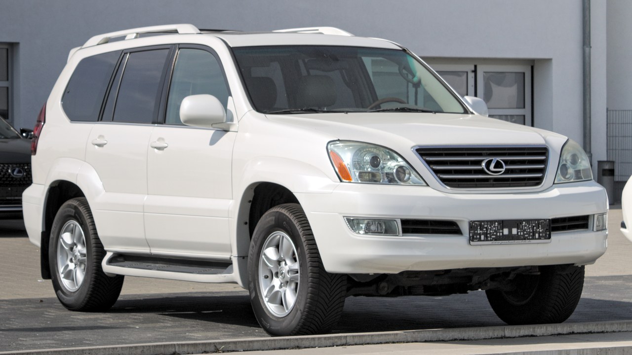Lexus GX — Image Credit: Alexander Migl - CC BY-SA 4.0/Wiki Commons