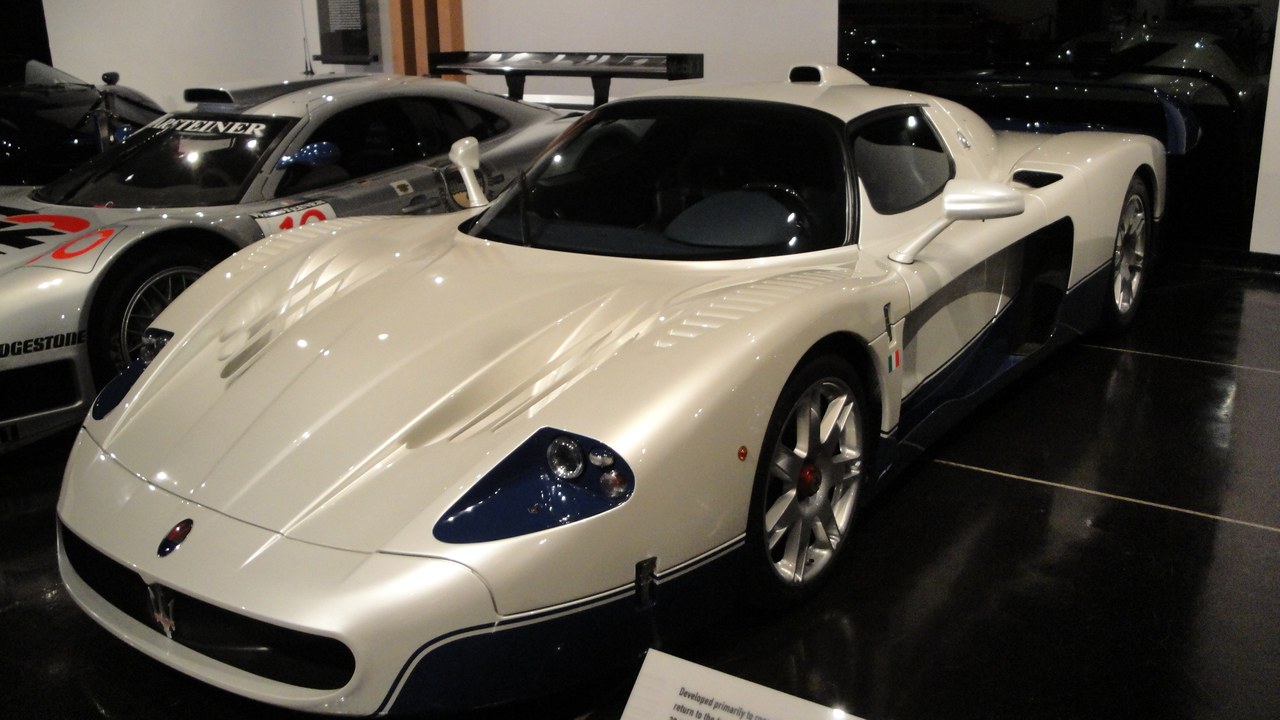 Maserati MC12 — Image Credit: Greg Gjerdingen from Willmar, USA - CC BY 2.0/Wiki Commons